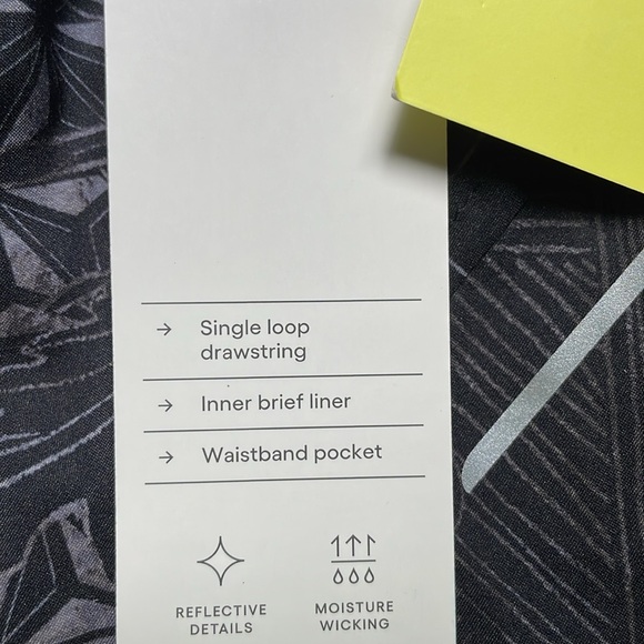 Running shorts - Picture 4 of 4